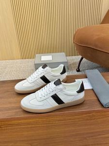 Men's Casual Shoes, High-quality Athletic Shoes, Fashionable Design Sneakers, Flat Lace-up Walking Shoes - Product Image 5