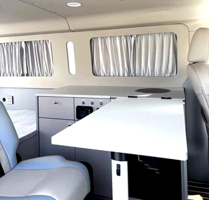 <span class=keywords><strong>Fourgon</strong></span> <span class=keywords><strong>aménagé</strong></span> Sinotruk Pioneer, norme d'émissions nationale V, à empattement court, toit bas, automatique, bleu ciel, blanc Land Rover - Product Image 5