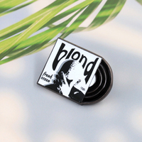 Broches personnalisées en alliage de zinc émaillé, motifs disque vinyle et musique, badges d'Halloween, accessoires émaillés à la four, vente en gros, OEM