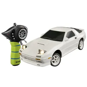 Mobil RC Remote Control 1:18 dengan lampu, mobil balap Drift cepat klasik kecepatan tinggi, mainan mobil RC untuk anak-anak