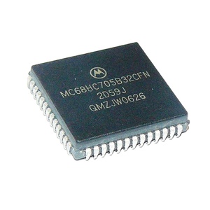 (Circuito Integrado) MC68HC705B32CFN - Product Image 1