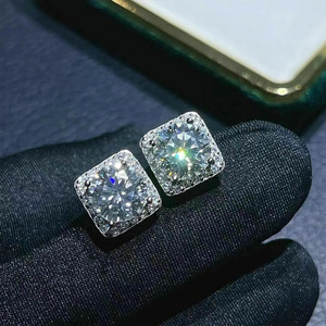 Orecchini in oro bianco con diamanti taglio principessa, diamanti naturali, stile classico da donna E1874 - Product Image 2