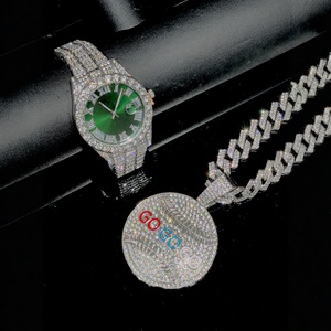Set Regalo 3 Pezzi Hip Hop Donna Uomo: Orologio al Quarzo Cristallo Roma Iced Out, Collana e Bracciale da Basket - Product Image 3