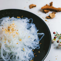 Keto Diet Food Instant Konjac Shirataki Noodles Ready-to-Eat Zero-Calorie Pasta for Quick Healthy Meals