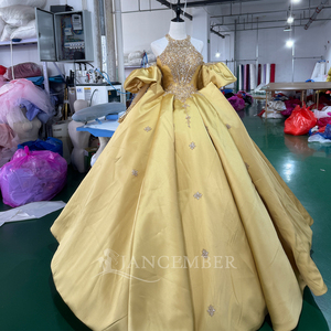 Vestido de Gala Dorado con Cuello Halter Mc042, Vestido de Quinceañera con Apliques de Cristal y Pedrería, Satén Brillante, Jancember - Product Image 4