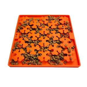 Tapis de nourriture en silicone pour animaux de compagnie mangeoire lente bol pour chien tapis de lécher pour animaux de compagnie chien nouveau produit personnalisé