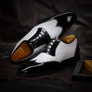 Zapatos Oxford de Cuero Vacuno Hechos a Mano de Alta Calidad, Estilo Italiano, con Cordones y Punta en Pico, Precio de Fábrica al por Mayor de Diseñadores de Lujo - Product Image 4