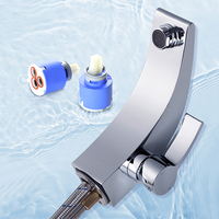 Classique banheiro dauphin robinet de salle de bain en laiton chromé mitigeur de lavabo mitigeur robinets en laiton pour salle de bain luxe