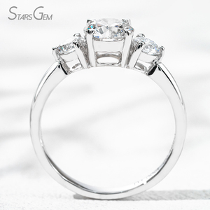 Anillo de Compromiso Clásico de Tres Piedras con Diamante Cultivado en Laboratorio de Corte Brillante de 1.47ct y 6.36mm, Color D, Oro Blanco de 18K, 3g, Starsgem - Product Image 5
