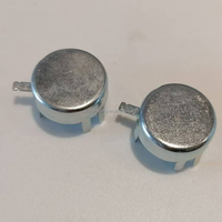 Pièces personnalisables en métal (acier inoxydable, aluminium, laiton) : serres-crochets, clips, boucles, supports d'étagère, plaques, cadres, plateaux, charnières, attaches pour étiquettes et cartes