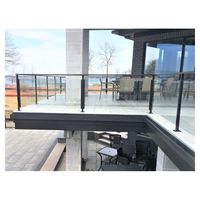 Balustrade en verre moderne Prima avec embout en acier inoxydable pour balcon et terrasse de villa de luxe avec verre trempé