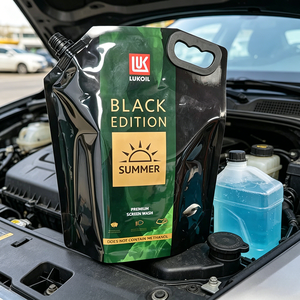 Pochette souple verticale en PE écologique noir brillant avec bec verseur, scellage thermique sécurisé, robuste et portable pour liquides chimiques automobiles - Product Image 4