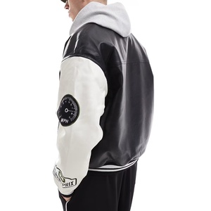 Chaqueta de hombre Rainbow Spray, estilo bomber, de piel sintética con mangas en contraste, estilo streetwear, con apliques, corta, estilo béisbol. - Product Image 3