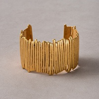 Bracelets manchette à texture irrégulière pour femme, design de niche de luxe léger, style minimaliste sophistiqué, large ouverture, électroplaqué