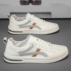 Nuove scarpe sportive per studenti da uomo, Casual e alla moda, con proprietà antiscivolo. Le scarpe sono dotate di un Versatile. - Product Image 2