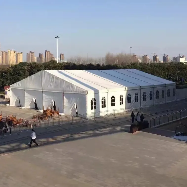 Guangzhou Waterproof PVC Roof Party Tent Outdoor Tendas para eventos Preços de luxo Wedding Marquee Tent grandes feiras públicas