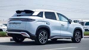 Auto Eléctrico BYD Song L DM-i 2025 de Cuatro Ruedas - Product Image 6