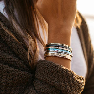 Nedeins — bracelet personnalisé, manchette gravée, à la mode - Product Image 6