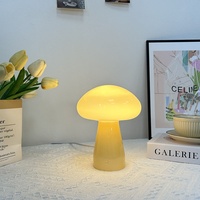 Lampe de chevet décorative de style américain, à bouton-poussoir, à intensité variable, à piles, flexible, lampe de table de luxe, ambiance crème