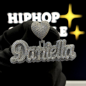 Colgante Personalizado con Nombre Daniella en Forma de Corazón, Plata de Ley 925, Moissanita VVS, Totalmente Cubierto de Piedras, Estilo Hip Hop, Unisex, Collar con Letras en Script - Product Image 6