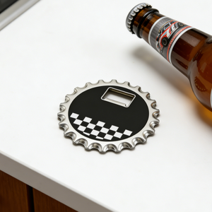 Apribottiglie in Lega di Zinco Personalizzato con Logo, Alta Qualità, Design a Strisce Racing, con Tappo - Product Image 3