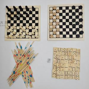 Juguetes clásicos de madera 4 en 1, juego de juguetes de madera de 4 juegos de mesa Mikado, palos de recogida, Damas, dominó de ajedrez para fiesta, juego de viaje - Product Image 3