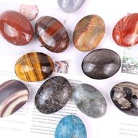 Vente en gros de pierre précieuse polie à la main de guérison naturelle pierre de palmier en cristal pour la méditation spirituelle