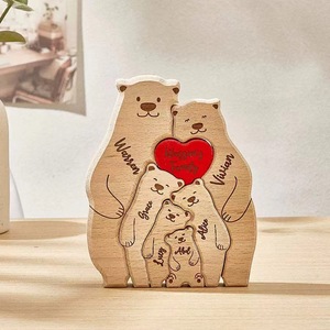 Puzzle décoratif personnalisé en forme d'ours familial, noms personnalisés, convient à 2 à 6 noms, ours en bois Art <span class=keywords><strong>Déco</strong></span>, décoration saisonnière respectueuse de l'environnement - Product Image 1