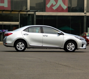 <span class=keywords><strong>Voiture</strong></span> compacte d'occasion <span class=keywords><strong>pas</strong></span> chère Toyota Corolla GL-i 1.6L CVT LHD essence 2014 – Véhicule de banlieue basique durable à bas prix pour l'export. - Product Image 6