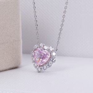 Collar con Colgante de Circonita Cúbica con Corte de Corazón Rosa MSN-653 de Messi Jewelry, Estilo Clásico - Product Image 2