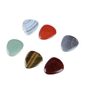 Pic de <span class=keywords><strong>guitare</strong></span> électrique acoustique personnalisé gravé pierre semi-précieuse <span class=keywords><strong>grattoir</strong></span> collier accessoires Instrument de musique - Product Image 4