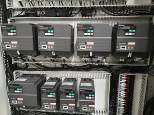 อินเวอร์เตอร์ <span class=keywords><strong>Shihlin</strong></span> รุ่น <span class=keywords><strong>SS2</strong></span> ซีรีส์ <span class=keywords><strong>SS2</strong></span>-023 1.5K 2.2K 3.7K สำหรับคอมเพรสเซอร์และมอเตอร์ รุ่น <span class=keywords><strong>SS2</strong></span>-043 0.4K 0.75K 1.5K 2.2K 3.7K - Product Image 6