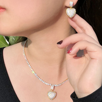 Parure de bijoux pour femme, collier et boucles d'oreilles en forme de cœur plaqué or brésilien avec zircon cubique CZ, pour mariage et soirée