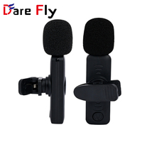Dare Fly Vente à Chaud Micro Sans Fil Hand Held Reporter Interview Micro Conference Wireless Microphone System