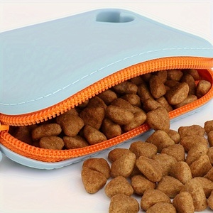 Mini sac à friandises pour chien en silicone, sac d'entraînement pour animaux de compagnie avec fermeture éclair, sac à friandises imperméable pour chiot, sac de promenade portable à porter à la taille - Product Image 5