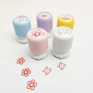 New Design Factory 25mm High Quality Toy Mini Cute Color Handle Teacher Stamp Flash Stamp For Kids Children