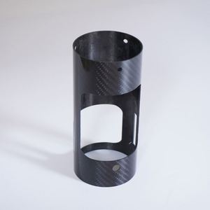 Tube rond en fibre de carbone usiné CNC SHENYU avec découpes personnalisées pour composants industriels - Product Image 1