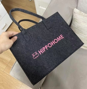 Sacs fourre-tout personnalisés en feutre écologique avec logo pour les femmes qui font du shopping - Product Image 4