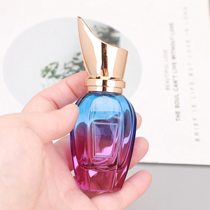 Nhà Máy bán hàng trực tiếp 30ml 50ml nhọn nắp màu dày thủy tinh Nước hoa xịt chai, lặp lại lý do - Product Image 6