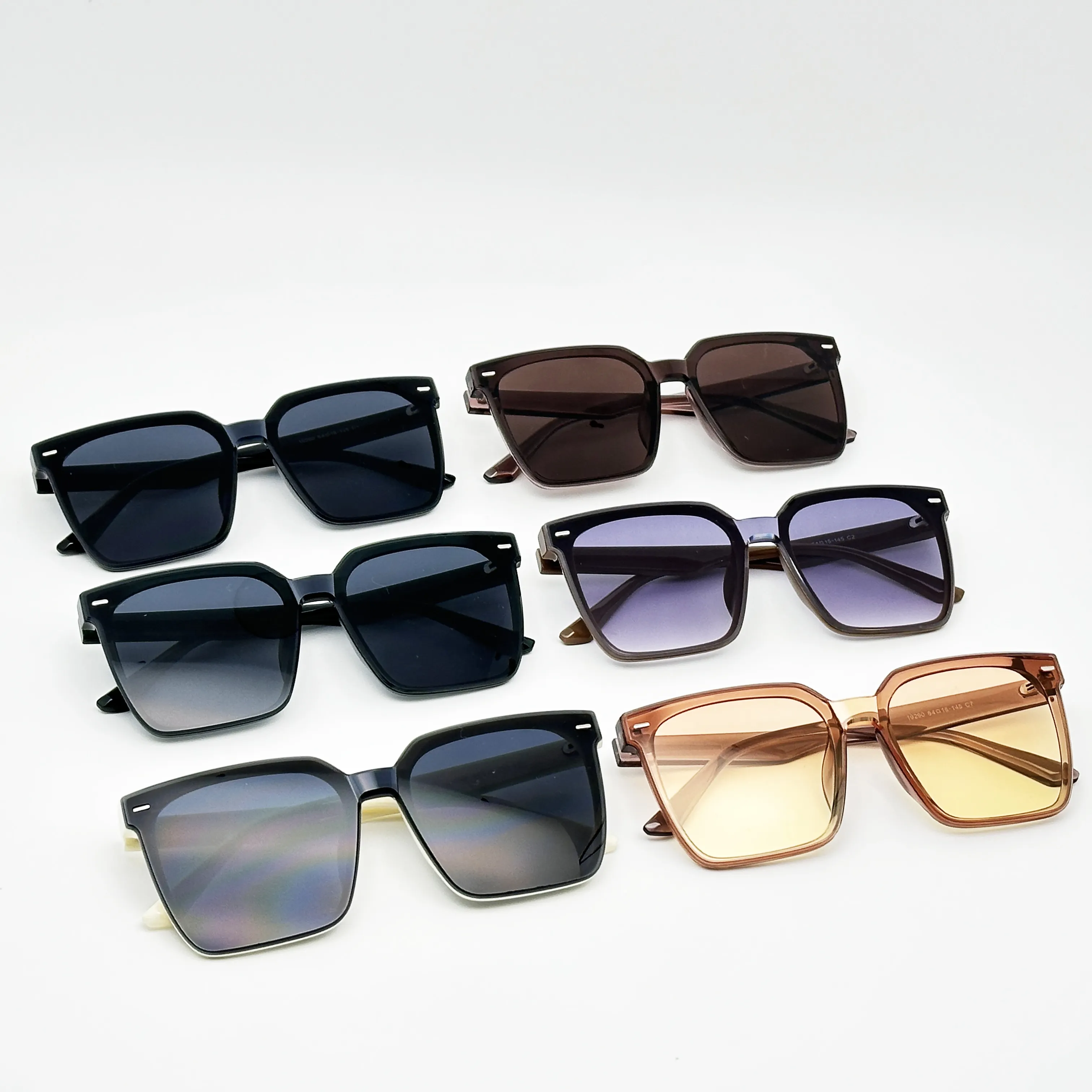 Disesuaikan grosir bingkai besar hitam gradien modis kacamata hitam merek trendi