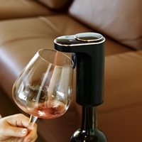 Portable Smart Automatique Électronique Gass Pompe Réutilisable Numérique Alcool Boisson Shot Distributeur Écran Tactile