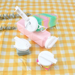 <span class=keywords><strong>Gobelet</strong></span> pliable en silicone moderne et portable de 620 ml avec paille et bouchon, personnalisable avec logo, pour sports de plein air, voyage, micro-ondes - Product Image 2