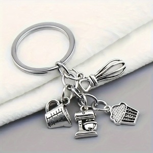 Porte-clés en alliage couleur argent, design tasse à mesurer de mixeur classique, outil de cuisine, fait main, cadeau idéal pour les amateurs de cuisine, bijou - Product Image 2