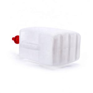 Großhandel 20 Liter 10 L Kunststoff Rennsport-Benzinkanister, tragbare Kraftstoffkanister, Kunststoff-Kanister mit Schubdüse für ATV, Kunststoff Kraftstoff- & Öl-Jerrycan - Product Image 6