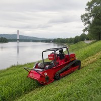 Tondeuse robotisée télécommandée à moteur diesel, chenilles en caoutchouc robustes, 13 CV, lame à bobine pour la tonte des pentes de vignobles - Vente chaude