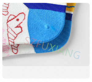 Calcetines más nuevos Moda sueca Color Dibujos animados Lindo gato Flor <span class=keywords><strong>Medias</strong></span> de media pantorrilla para mujeres - Product Image 6