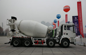 SINOTRUK Howo Mixer <b>Truck</b> with 8x4 Drive Wheel Used Concrete <b>Truck</b> Hot Best Price <b>Cement</b> <b>Trucks</b> for Sale - Product Image 5