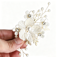 Lot de 3 pinces à cheveux en acrylique, perles et strass, pour mariée, demoiselle d'honneur, femme, mariage, bal de promo, fête prénuptiale, accessoires capillaires