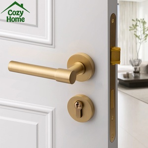 Set di Maniglie e Serrature per Porte con Design Separato, Maniglia Interna in Ottone Massiccio Oro Opaco, Set Maniglie per Porte con Funzione Privacy e Passaggio - Product Image 2
