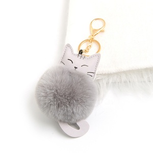 En gros, <span class=keywords><strong>Porte</strong></span>-clés en peluche mignon avec boule de <span class=keywords><strong>fourrure</strong></span>, en cuir PU, motif chat, <span class=keywords><strong>pompon</strong></span>, breloque esthétique pour sac et pendentif pour sac à dos - Product Image 3